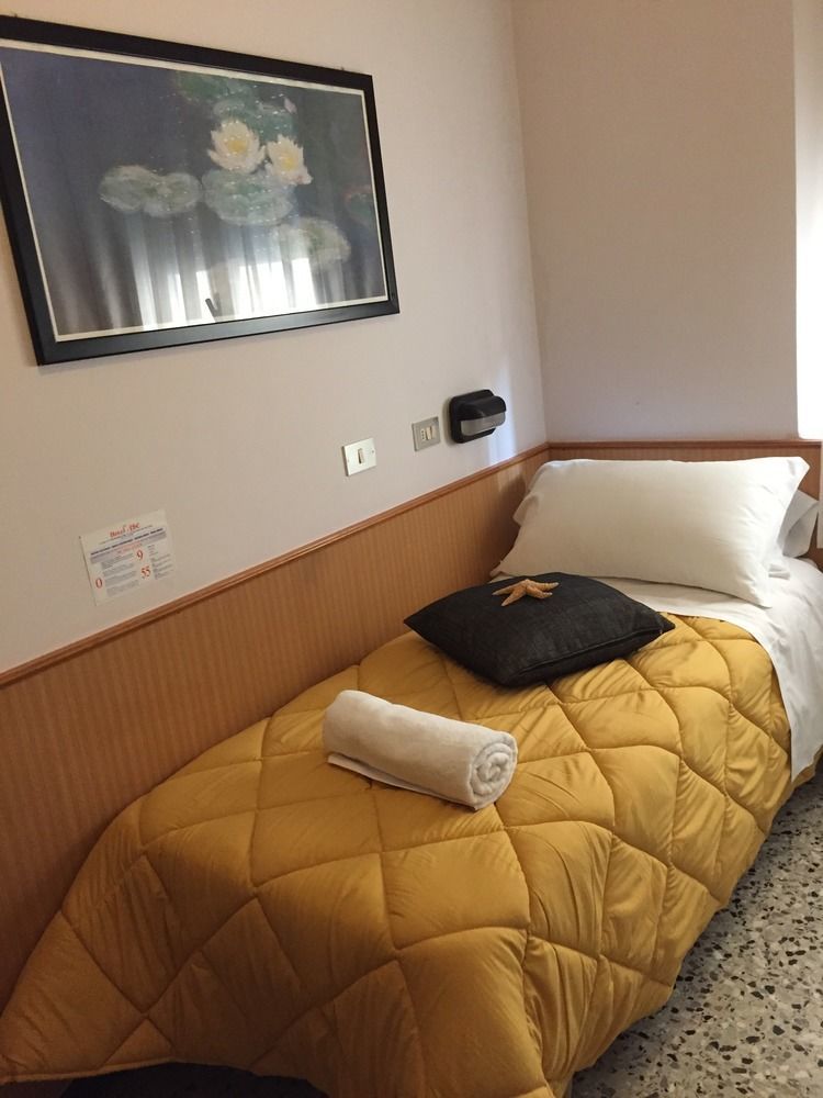 Abc Hotel ريميني المظهر الخارجي الصورة